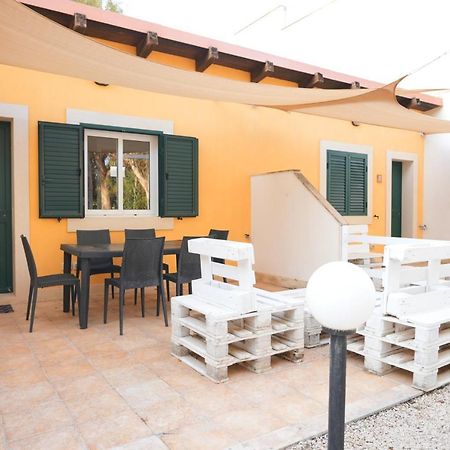 Keys Of Sicily - Bungalows Sul Mare Марина-ді-Модіка Екстер'єр фото